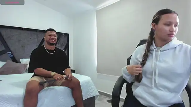 AnnieAndStefan online show from October 13, 12:38 pm