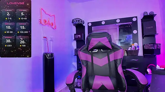 miss kitty online show from January 15, 12:59 am