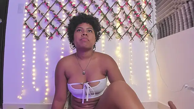 naughty ebonyy online show from April 22, 3:09 am