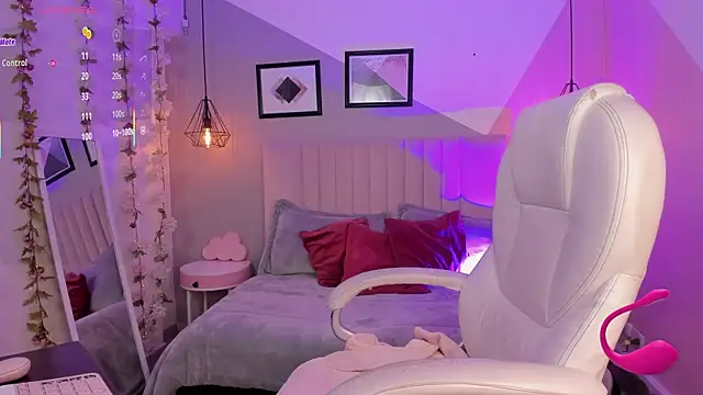 maggietime online show from December 15, 4:22 pm