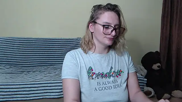 alicesweet21 online show from February 28, 5:04 pm