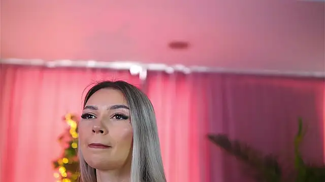 ArtTeasee online show from March 3, 9:33 am