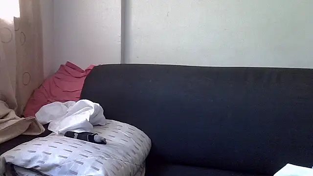 AddictiveAssCurves online show from April 23, 9:19 am