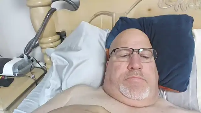 Bigbear0563 online show from March 8, 6:23 pm