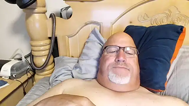 Snapshot of Bigbear0563 chatting on June 23, 4:49 pm Bigbear0563 online show from June 23, 4:49 pm
