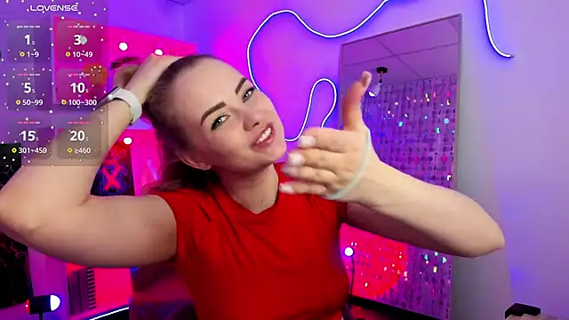 StephanieSweety online show from March 21, 6:11 pm