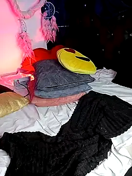 Piafisher1 online show from February 9, 1:46 pm