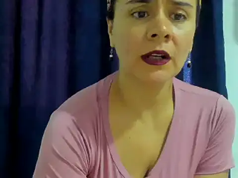 Snapshot of Sami_Hotie1 chatting on December 23, 8:57 pm Sami Hotie1 online show from December 23, 8:57 pm