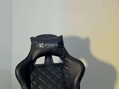 Snapshot of Sami_Hotie1 chatting on February 8, 9:25 pm Sami Hotie1 online show from February 8, 9:25 pm