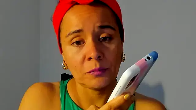 Snapshot of Sami_Hotie1 chatting on September 16, 8:32 pm Sami Hotie1 online show from September 16, 8:32 pm