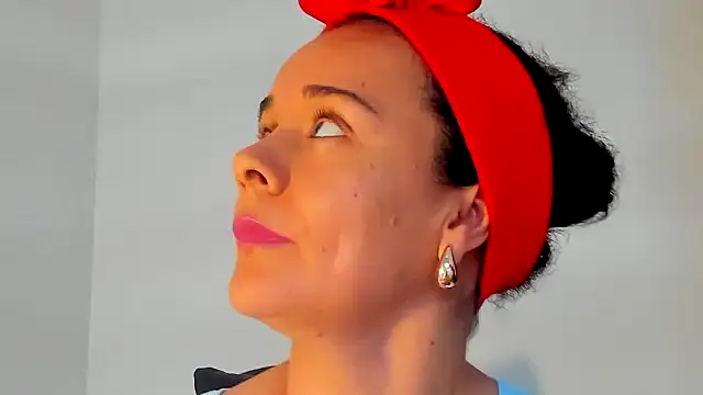 Snapshot of Sami_Hotie1 chatting on September 19, 8:09 pm Sami Hotie1 online show from September 19, 8:09 pm