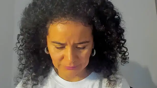 Snapshot of Sami_Hotie1 chatting on October 16, 9:05 pm Sami Hotie1 online show from October 16, 9:05 pm