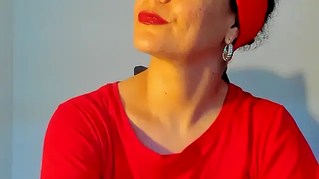 Sami Hotie1 online show from November 2, 8:00 pm