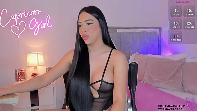 Korina Saenz01 online show from July 29, 3:48 am