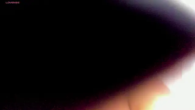 Snapshot of KiaraBrownn chatting on February 12, 2:43 pm KiaraBrownn online show from February 12, 2:43 pm