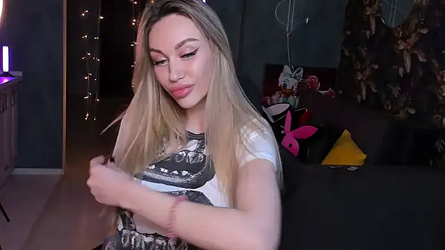 Blckmirrorr online show from February 5, 2:16 pm