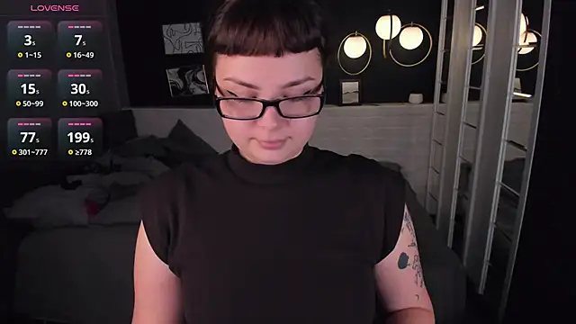 Mayayammy online show from November 11, 3:01 pm