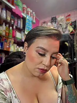 TamySweetness online show from April 23, 4:09 pm