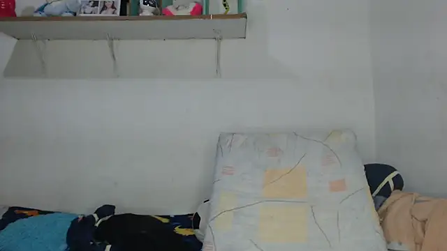 Lesliemilk5 online show from February 18, 1:12 am