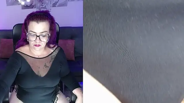 Snapshot of jazmin_ross chatting on February 28, 10:17 pm jazmin ross online show from February 28, 10:17 pm