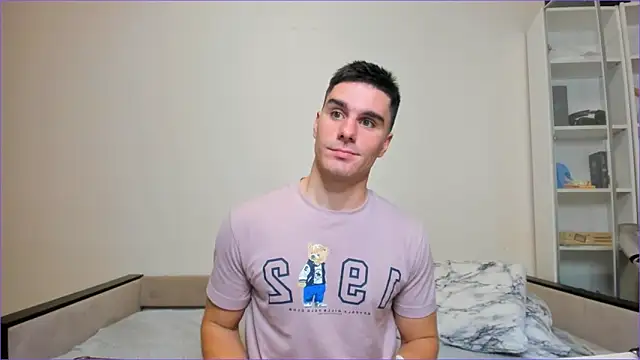 Snapshot of sam_huston chatting on December 15, 9:09 pm sam huston online show from December 15, 9:09 pm