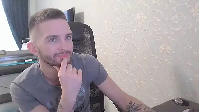 Snapshot of Marselle_Laker chatting on February 6, 12:59 pm Marselle Laker online show from February 6, 12:59 pm