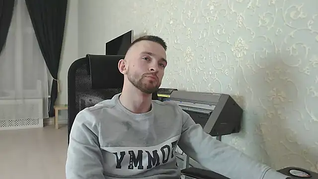 Snapshot of Marselle_Laker chatting on December 1, 4:23 pm Marselle Laker online show from December 1, 4:23 pm