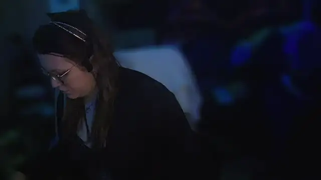 spunlikecottoncandy online show from September 14, 11:42 am