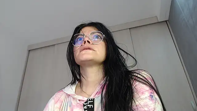 cristal sexybody online show from April 18, 7:18 pm