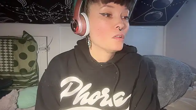 FRRANNKIE online show from March 21, 3:46 pm