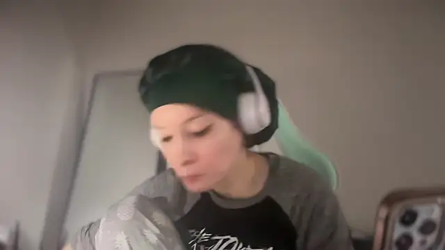 FRRANNKIE online show from March 22, 3:48 pm