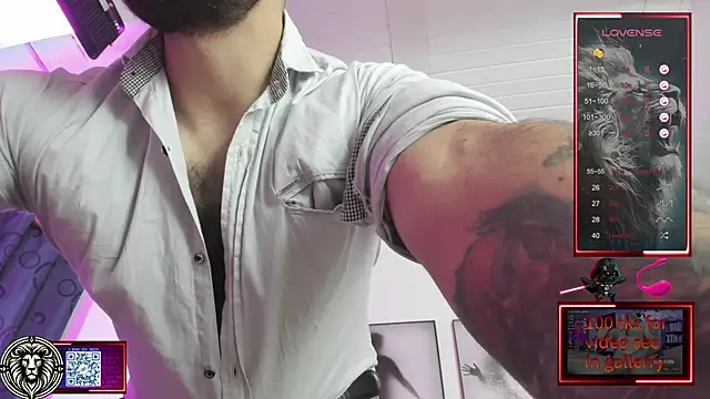 Snapshot of Leon_1234 chatting on January 16, 1:37 am Leon 1234 online show from January 16, 1:37 am