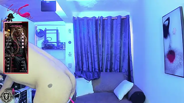 Snapshot of Leon_1234 chatting on February 26, 3:30 pm Leon 1234 online show from February 26, 3:30 pm