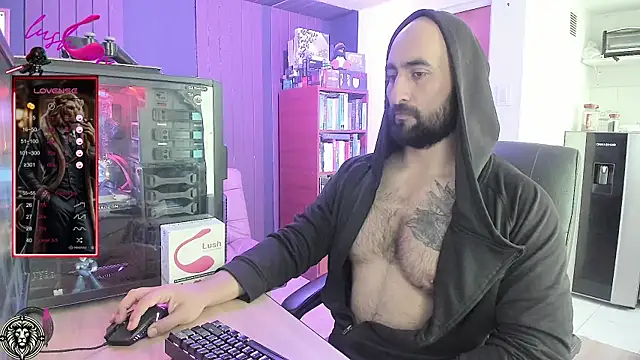 Snapshot of Leon_1234 chatting on March 6, 5:22 pm Leon 1234 online show from March 6, 5:22 pm