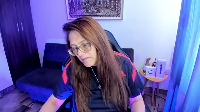 Ivette Shaira online show from March 1, 1:46 pm