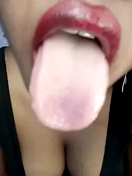 Snapshot of Hotlisa chatting on January 7, 5:20 pm Hotlisa online show from January 7, 5:20 pm