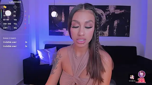 Snapshot of DannaCruz chatting on January 30, 12:29 am DannaCruz online show from January 30, 12:29 am