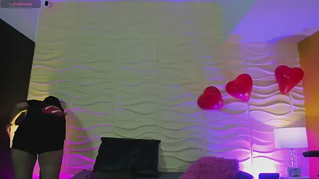 LucianaCarter online show from February 16, 4:09 am