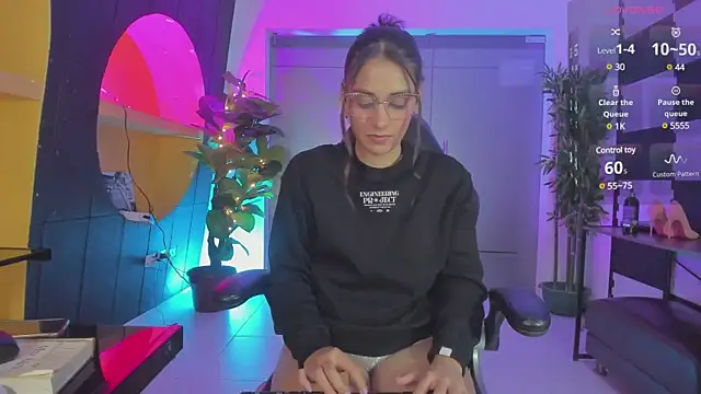 LucianaCarter online show from March 11, 8:09 am