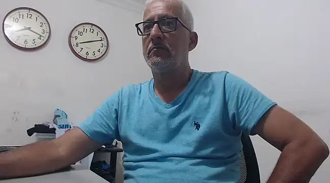 cenizo10124 online show from March 3, 1:10 am