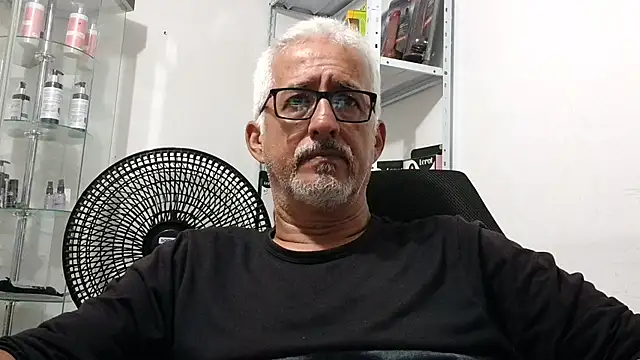 cenizo10124 online show from November 7, 2:55 am