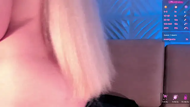 SophiePalmer online show from February 26, 11:59 pm