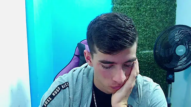 Snapshot of DEIBY_BABY chatting on January 8, 10:27 pm DEIBY BABY online show from January 8, 10:27 pm