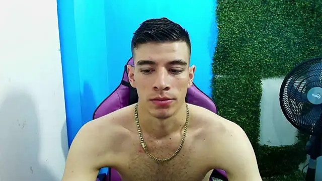 Snapshot of DEIBY_BABY chatting on January 27, 9:55 pm DEIBY BABY online show from January 27, 9:55 pm