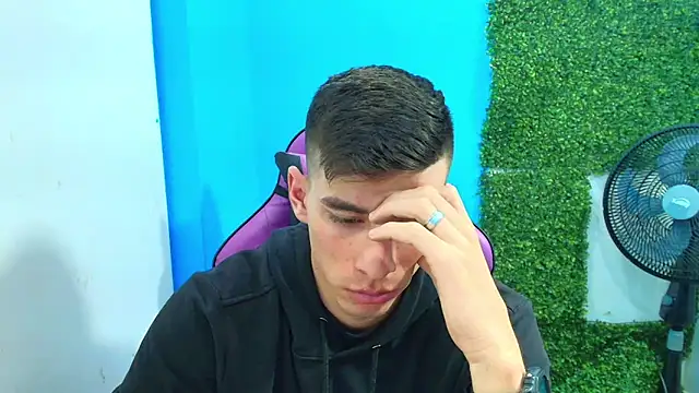 Snapshot of DEIBY_BABY chatting on January 28, 4:08 am DEIBY BABY online show from January 28, 4:08 am