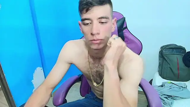 Snapshot of DEIBY_BABY chatting on March 5, 2:57 am DEIBY BABY online show from March 5, 2:57 am