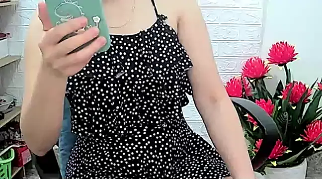 Snapshot of Jasmine798 chatting on March 1, 12:39 am Jasmine798 online show from March 1, 12:39 am