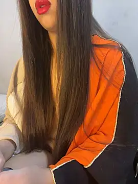 Snapshot of Mayacrayzi chatting on February 5, 9:25 am Mayacrayzi online show from February 5, 9:25 am