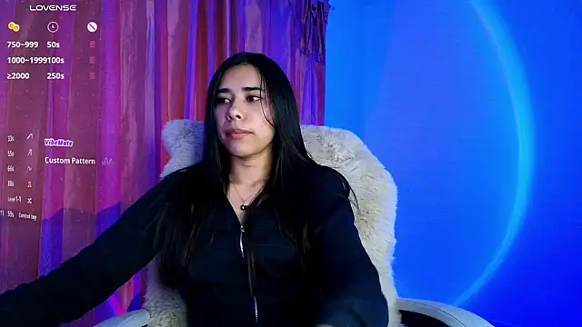 Snapshot of AmyOlimpo chatting on September 19, 11:00 am AmyOlimpo online show from September 19, 11:00 am