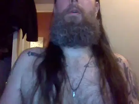 Snapshot of Thrillhouse chatting on February 19, 7:38 pm Thrillhouse online show from February 19, 7:38 pm